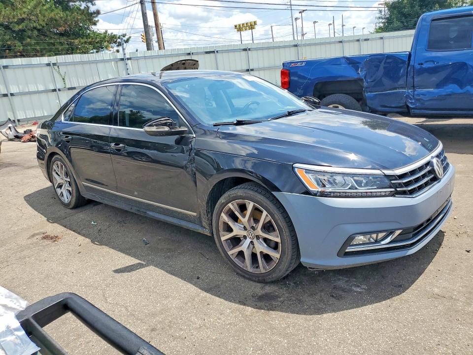 2017 Volkswagen Passat VIN 1VWHM7A38HC061774 COPART salvage auction — REAR END, Oh - Cert Of Title-Salvage, sold $875 on 2026-08-09 (photo 4)