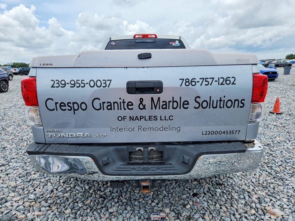 2011 Toyota Tundra VIN 5TFRY5F10BX100025 COPART salvage auction — MINOR DENT/SCRATCHES, Fl - Certificate Of Title, sold $3,200 on 2026-07-31 (photo 6)