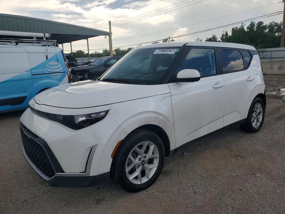 2025 Kia Soul VIN KNDJ23AU7S7930991 COPART salvage auction — REAR END, Fl - Certificate Of Title, sold $5,000 on 2026-07-15 (photo 1)