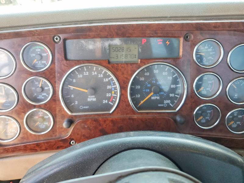 2005 Mack 700 cv700 VIN 1M2AG11C35M019149 COPART salvage auction — SIDE, NJ - CERT OF TITLE-SALVAGE, sold $11,600 on 2026-08-20 (photo 9)
