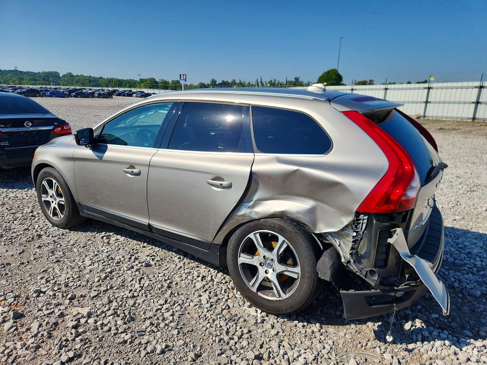 2013 Volvo Xc60 VIN YV4902DZ8D2378313 COPART salvage auction — REAR END, Il - Salvage Certificate, sold $500 on 2026-08-12 (photo 2)
