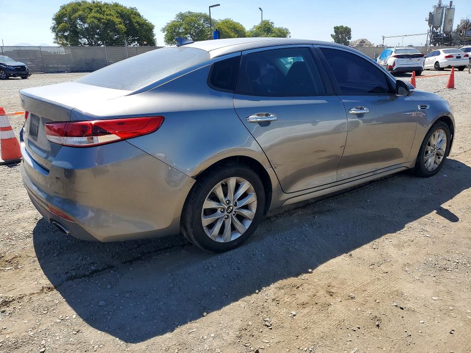 2016 Kia Optima VIN 5XXGT4L30GG002391 COPART salvage auction — SIDE, Ca - Dis/Dlr/Exp Only Clean Title, sold $1,050 on 2026-07-28 (photo 3)