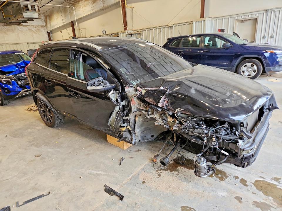 2017 Volvo Xc60 VIN YV449MRR9H2130985 COPART salvage auction — FRONT END, Wi - Junked Vehicle Bill Of Sale, sold $825 on 2026-08-12 (photo 4)