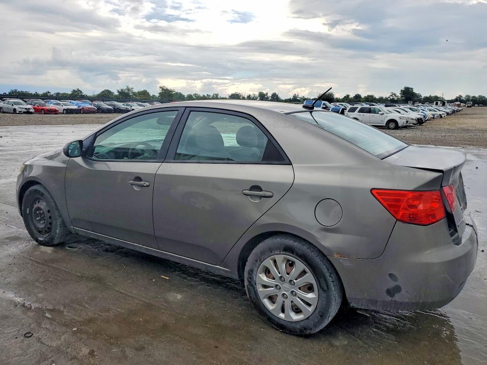 2011 Kia Forte VIN KNAFU4A21B5465976 COPART salvage auction — REAR END, MO - CERTIFICATE OF TITLE, sold $90 on 2026-07-27 (photo 2)