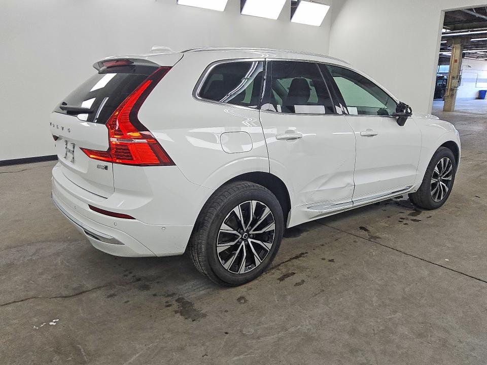 2023 Volvo Xc60 VIN YV4L12RE4P1266272 COPART salvage auction — SIDE, IL - CERTIFICATE OF TITLE, sold $1,100 on 2026-07-21 (photo 3)