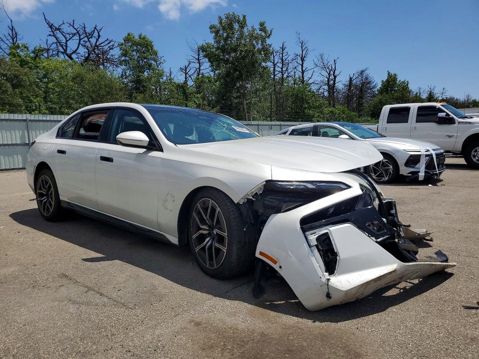 2025 BMW 7er VIN WBA33EH05SCU74076 COPART salvage auction — FRONT END, Ny - Mv-907A Salvage Certificate, sold $22,600 on 2026-08-10 (photo 4)
