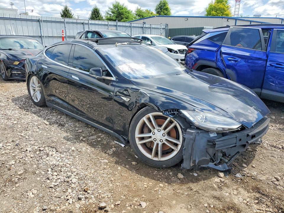 2015 Tesla Model s VIN 5YJSA1E20FF106612 COPART salvage auction — FRONT END, Md - Cert Of Salvage-Abandoned, sold $250 on 2026-08-03 (photo 4)