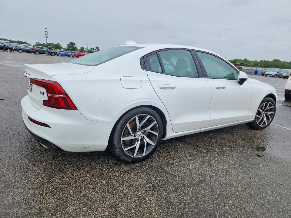 2020 Volvo VIN 7JRA22TK1LG063600 COPART salvage auction — REAR END, Ny - Mv-907A Salvage Certificate, sold $3,600 on 2026-07-22 (photo 3)