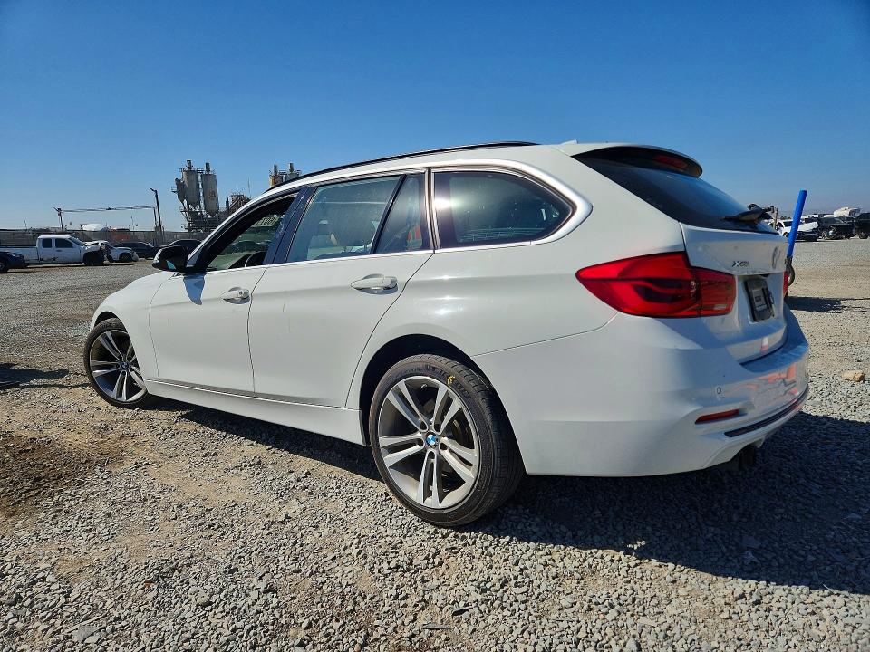 2017 BMW 3er VIN WBA8K3C38HA022500 COPART salvage auction — SIDE, Salvage Title, sold $5,200 on 2026-08-07 (photo 2)