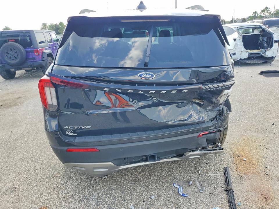 2025 Ford Explorer VIN 1FMUK7DH9SGA70638 COPART salvage auction — REAR END, Fl - Cert Of Title Slvg Rebuildable, sold $9,000 on 2026-08-21 (photo 6)