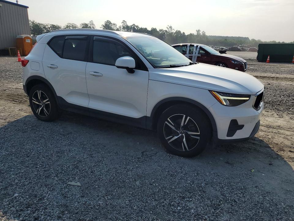 2023 Volvo Xc40 VIN YV4L12UK0P2951022 COPART salvage auction — MINOR DENT/SCRATCHES, Sc - Certificate Of Title, sold $12,000 on 2026-08-05 (photo 4)