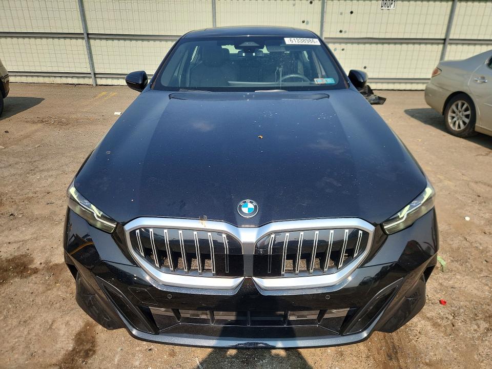 2025 BMW 5er VIN WBA53FJ01SCT27195 COPART salvage auction — REAR END, Pa - Certificate Of Salvage, sold $34,500 on 2026-08-11 (photo 5)