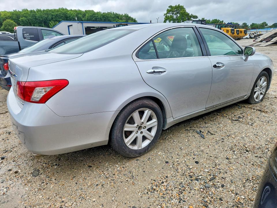 2009 Lexus Es 350 VIN JTHBJ46G592327334 COPART salvage auction — MINOR DENT/SCRATCHES, VA - CERTIFICATE OF TITLE, sold $625 on 2026-07-17 (photo 3)