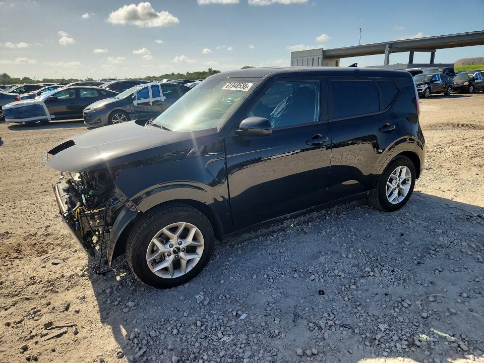 2025 Kia Soul VIN KNDJ23AU2S7949142 COPART salvage auction — FRONT END, Fl - Cert Of Title Slvg Rebuildable, sold $15 on 2026-07-30 (photo 1)