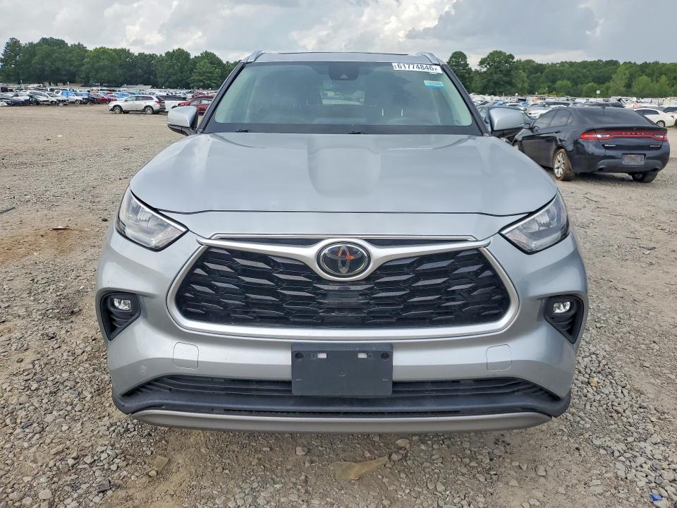 2020 Toyota Highlander VIN 5TDGZRAH5LS500220 COPART salvage auction — MINOR DENT/SCRATCHES, Ar - Certificate Of Title (P), sold $17,300 on 2026-07-28 (photo 5)