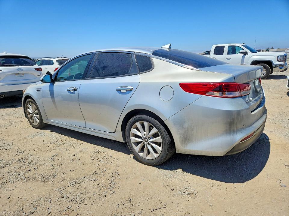 2019 Kia Optima VIN 5XXGT4L37KG326950 COPART salvage auction — MINOR DENT/SCRATCHES, Az - Dealer Only Rebuilt Salvage, sold $1,850 on 2026-07-31 (photo 2)