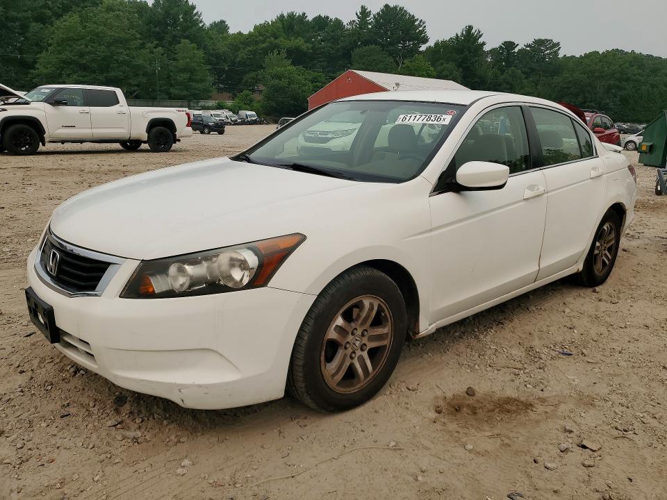 2008 Honda Accord VIN JHMCP26378C017361 COPART salvage auction — MINOR DENT/SCRATCHES, MA - CERTIFICATE OF TITLE, sold $575 on 2026-07-27 (photo 1)