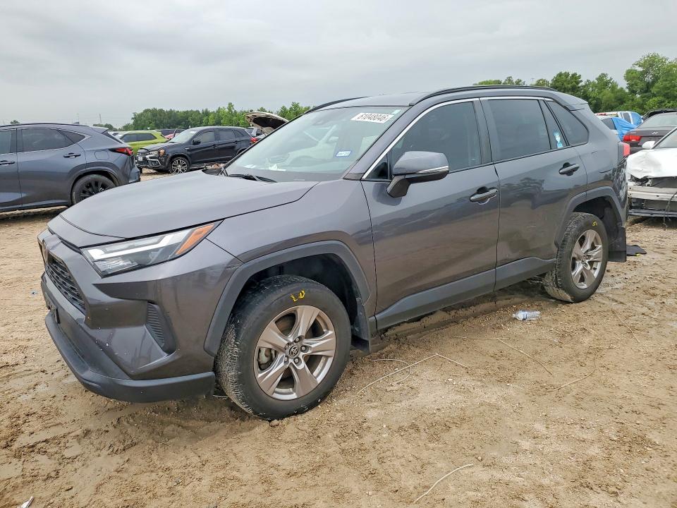 2022 Toyota Rav 4 VIN 2T3W1RFV0NC193964 — COPART salvage auction photo