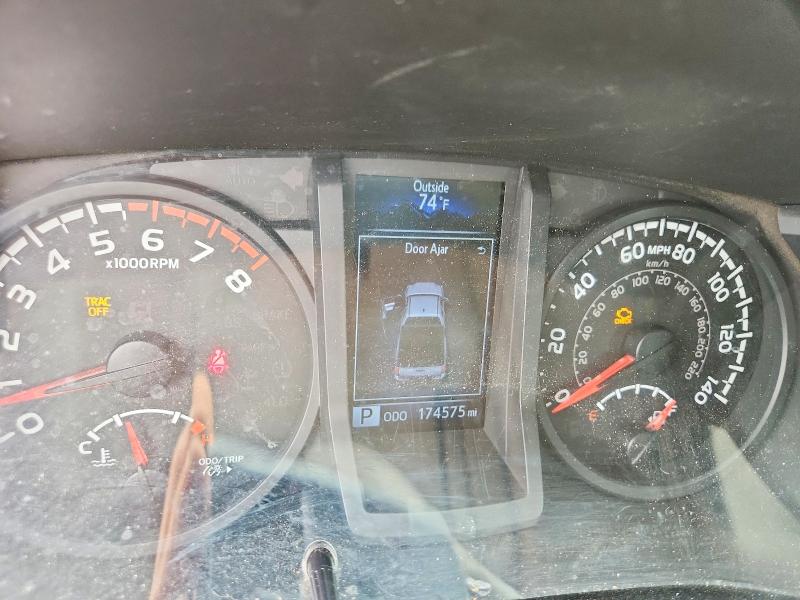 2018 Toyota Tacoma VIN 5TFRX5GN2JX127357 COPART salvage auction — REAR END, CT - CERTIFICATE OF TITLE, sold $625 on 2026-07-28 (photo 9)
