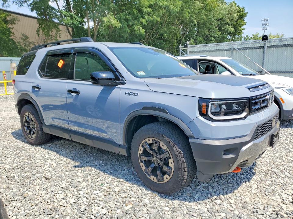 2026 Honda Passport VIN 5FNYF9H84TB017471 COPART salvage auction — Burn Interior, MA - CERT OF TITLE-SALVAGE (P), sold $150 on 2026-07-29 (photo 4)
