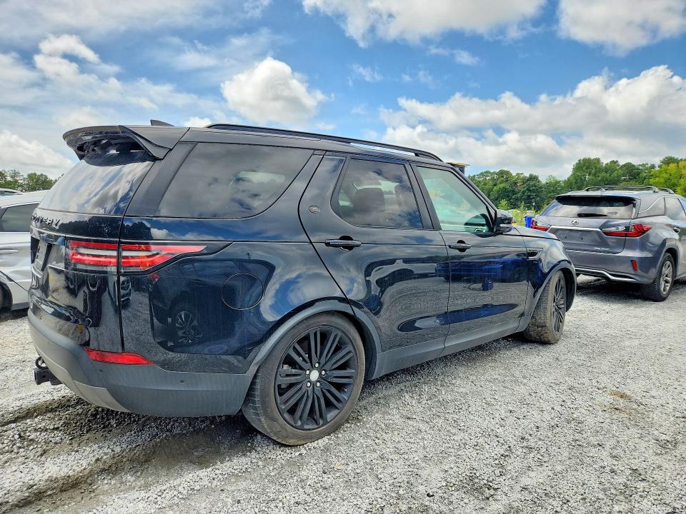 2017 Land rover Discovery VIN SALRTBBVXHA017437 COPART salvage auction — MINOR DENT/SCRATCHES, Ga - Certificate Of Title, sold $7,000 on 2026-08-19 (photo 3)