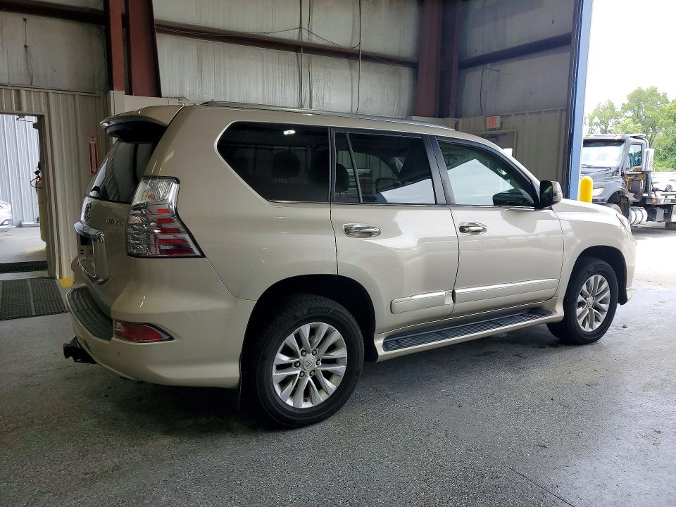 2016 Lexus Gx 460 VIN JTJBM7FX0G5133054 COPART salvage auction — MINOR DENT/SCRATCHES, MT - DEALER ONLY CLEAN TITLE, sold $11,900 on 2026-07-30 (photo 3)
