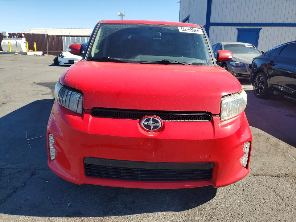 2014 Scion VIN JTLZE4FE6EJ063001 COPART salvage auction — SIDE, Nv - Salvage Title, sold $750 on 2026-07-27 (photo 5)