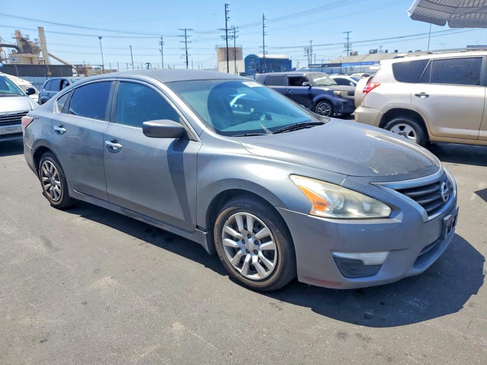 2014 Nissan Altima VIN 1N4AL3AP0EN258480 COPART salvage auction — REAR END, Ca - Salvage Certificate, sold $750 on 2026-07-29 (photo 4)