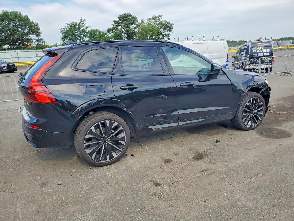 2026 Volvo Xc60 VIN YV4M12RM8T1464956 COPART salvage auction — FRONT END, Mn - Certificate Of Title, sold $4,300 on 2026-07-27 (photo 3)