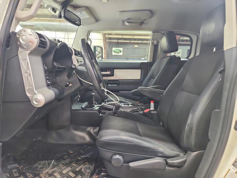 2013 Toyota Fj cruiser VIN JTEBU4BF0DK165056 COPART salvage auction — MINOR DENT/SCRATCHES, Oh - Certificate Of Title (P), sold $10,100 on 2026-07-21 (photo 7)