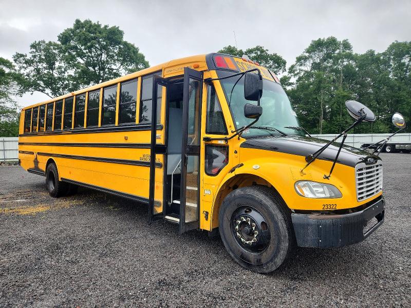 2013 Freightliner VIN 4UZABRDT3DCFA7903 COPART salvage auction — MINOR DENT/SCRATCHES, RI - CERTIFICATE OF TITLE, sold $2,500 on 2026-09-11 (photo 1)