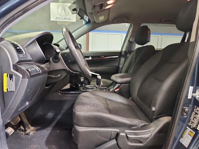 2014 Kia Sorento VIN 5XYKT3A60EG528787 COPART salvage auction — MINOR DENT/SCRATCHES, RI - CERTIFICATE OF TITLE (P), sold $2,500 on 2026-07-22 (photo 7)