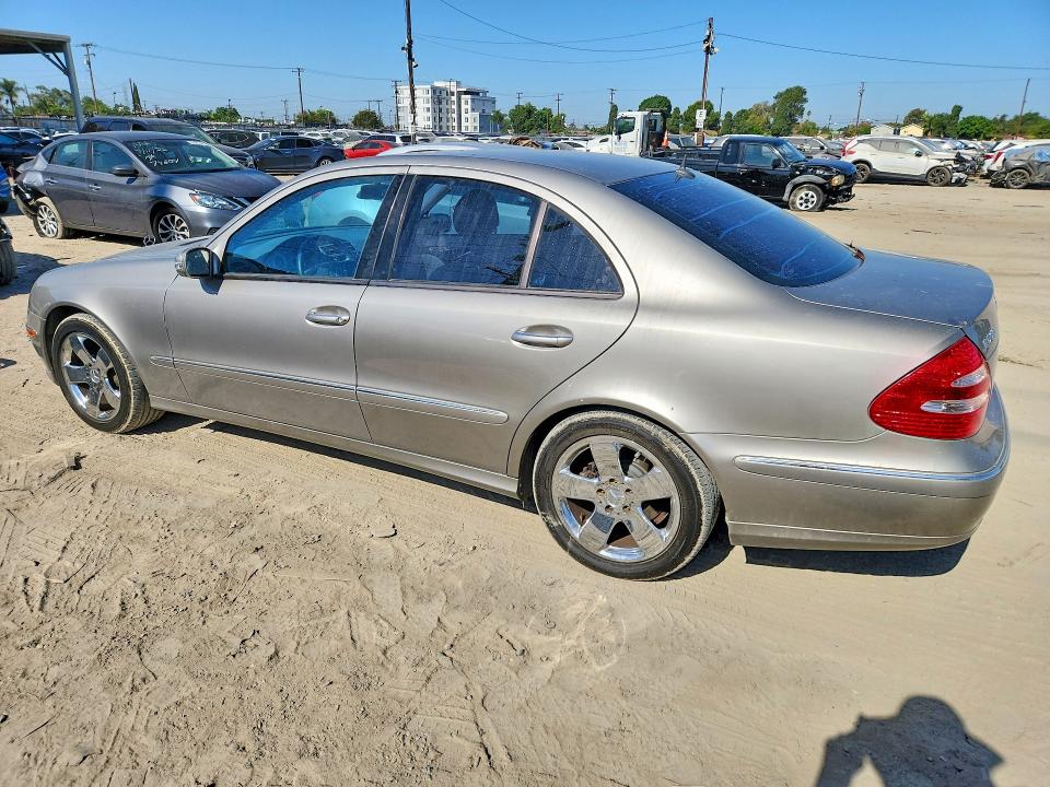 2004 Mercedes-benz E-class VIN WDBUF70J64A423827 COPART salvage auction — MINOR DENT/SCRATCHES, CA - DIS/DLR/EXP ONLY CLEAN TITLE, sold $800 on 2026-07-20 (photo 2)