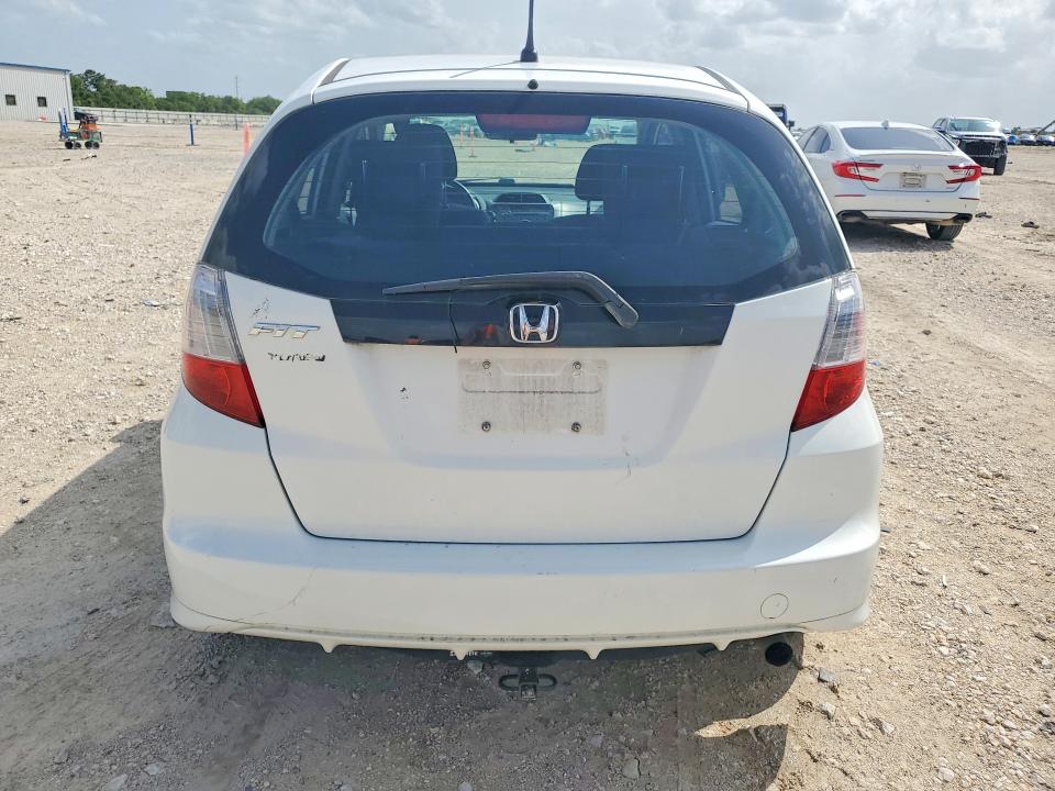 2013 Honda Fit VIN JHMGE8H31DC083423 COPART salvage auction — FRONT END, Tx - Salvage Vehicle Title, sold $250 on 2026-07-30 (photo 6)