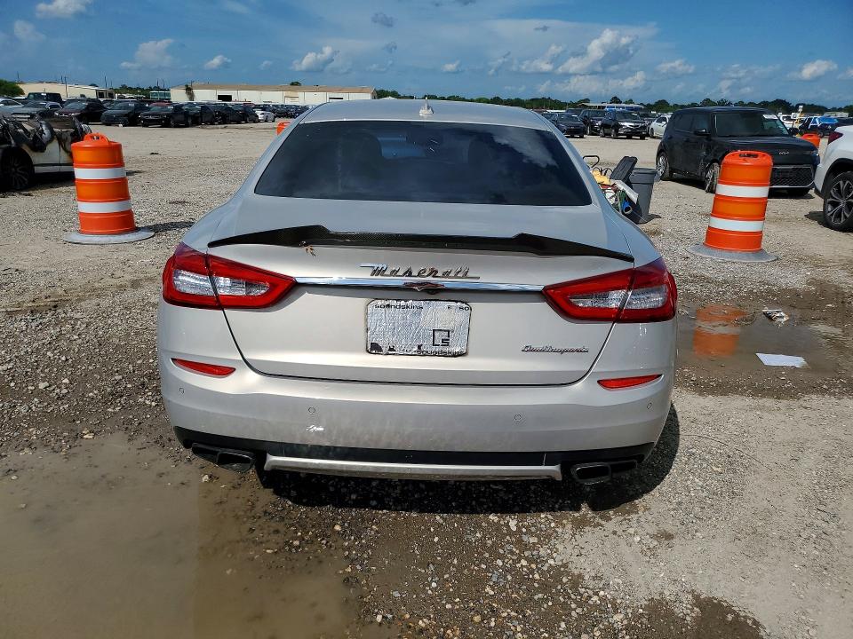 2014 Maserati Quattroporte VIN ZAM56PPA9E1072890 COPART salvage auction — MINOR DENT/SCRATCHES, Tx - Certificate Of Title (P), sold $3,650 on 2026-07-16 (photo 6)