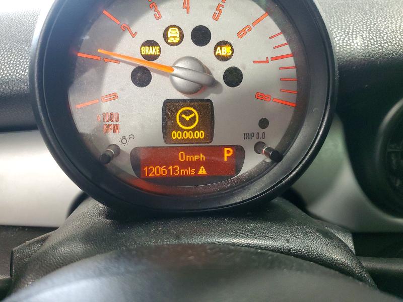 2013 Mini Cooper VIN WMWSU3C59DT544035 COPART salvage auction — HAIL, Mn - Cert Of Title-Prior Salvage, sold $850 on 2026-08-18 (photo 9)
