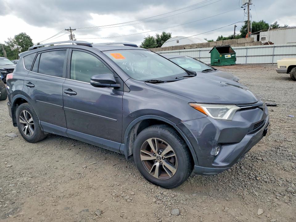 2018 Toyota Rav 4 VIN JTMRFREV4JJ246219 COPART salvage auction — SIDE, Fl - Cert Of Title-Salvage Theft, sold $7,300 on 2026-07-17 (photo 4)