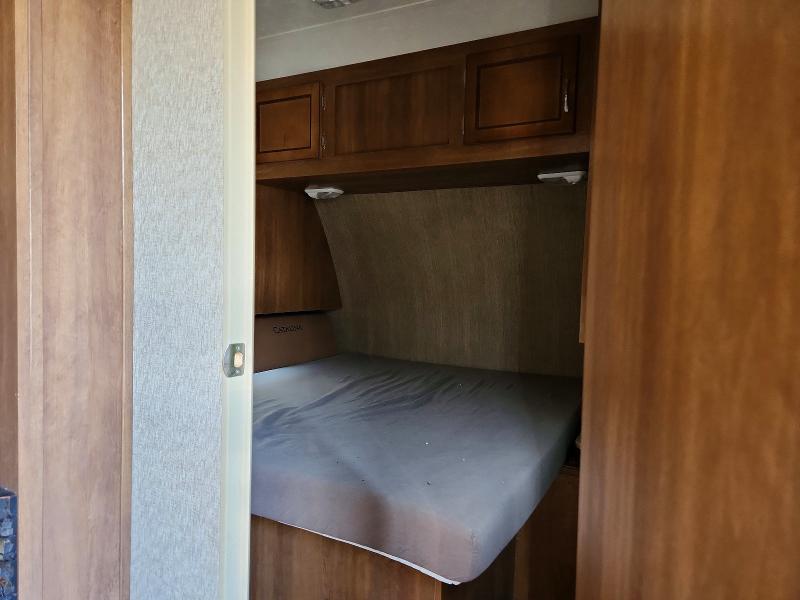 2015 Catalina Trailer VIN 5ZT2CAXB8FT007135 COPART salvage auction — WATER/FLOOD, PA - CERTIFICATE OF SALVAGE, sold $0 on 2026-09-11 (photo 5)
