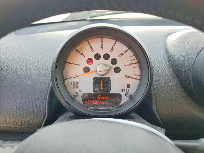 2014 Mini Cooper VIN WMWZC3C50EWP51785 COPART salvage auction — WATER/FLOOD, Ga - Cert Of Title-Flood Salvage, sold $925 on 2026-08-13 (photo 9)