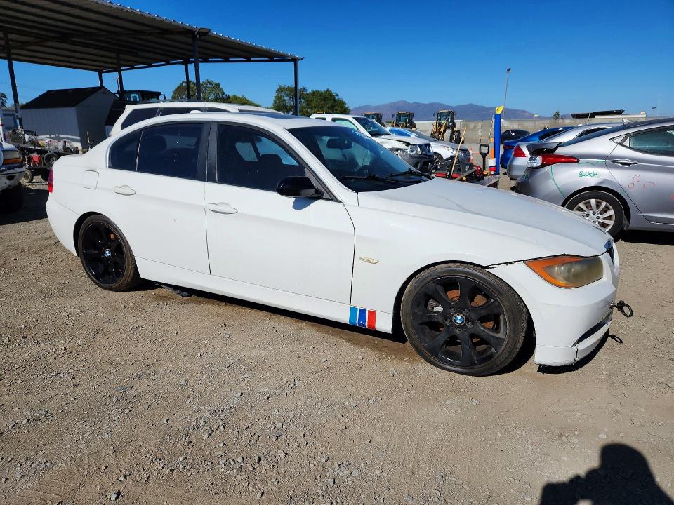 2006 BMW 3 series VIN WBAVB33596PS17861 COPART salvage auction — FRONT END, Ca - Dis/Dlr/Exp Only Clean Title, sold $125 on 2026-07-24 (photo 4)