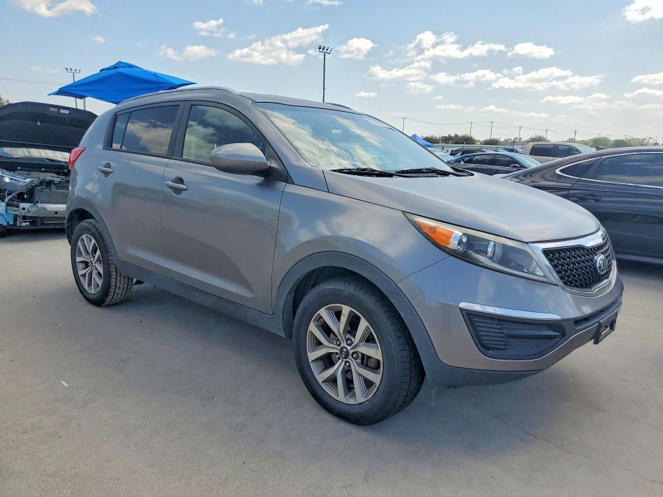 2016 Kia Sportage VIN KNDPB3AC5G7858276 COPART salvage auction — MINOR DENT/SCRATCHES, Tx - Certificate Of Title, sold $1,400 on 2026-07-30 (photo 4)