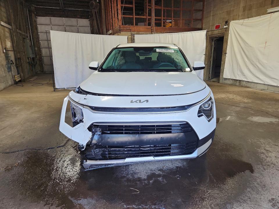 2026 Kia Niro VIN KNDCP3LE0T5319942 COPART salvage auction — FRONT END, FL - CERTIFICATE OF TITLE, sold $8,400 on 2026-07-20 (photo 5)