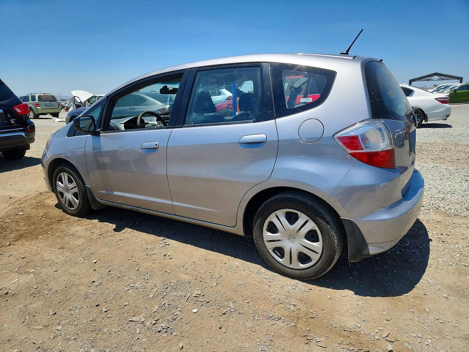 2009 Honda Fit VIN JHMGE88209C002068 COPART salvage auction — FRONT END, CA - DIS/DLR/EXP ONLY CLEAN TITLE, sold $800 on 2026-07-10 (photo 2)