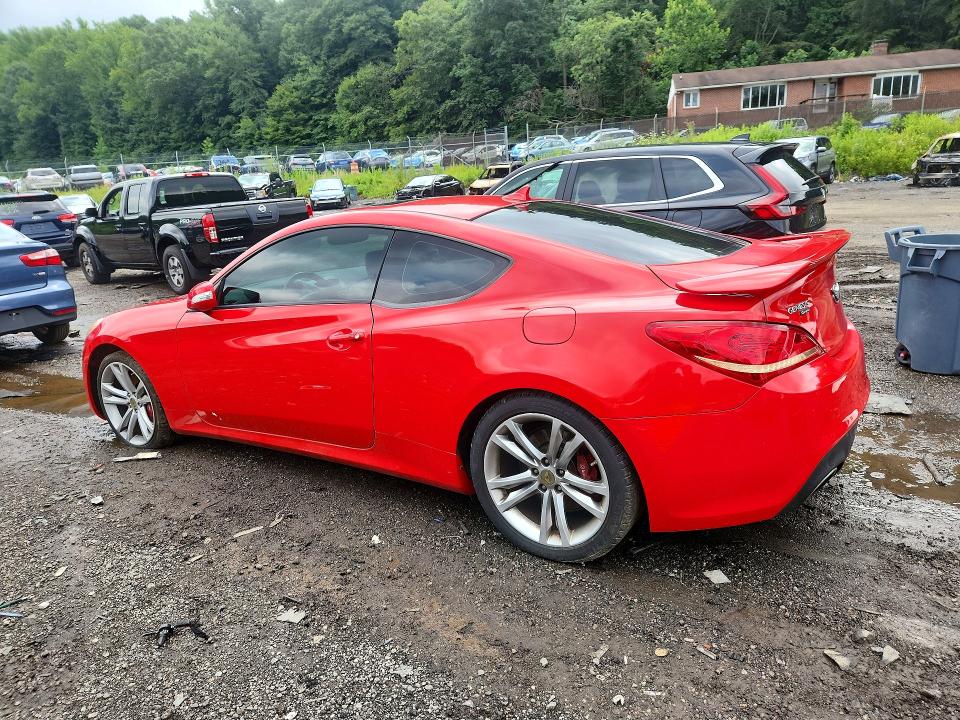 2011 Hyundai Genesis VIN KMHHU6KH3BU043266 COPART salvage auction — MINOR DENT/SCRATCHES, Md - Cert Of Salvage > 75% Damage, sold $575 on 2026-07-14 (photo 2)