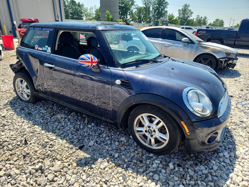 2013 Mini VIN WMWSU3C56DT374863 COPART salvage auction — SIDE, Mi - Certificate Of Title, sold $1,050 on 2026-08-13 (photo 4)