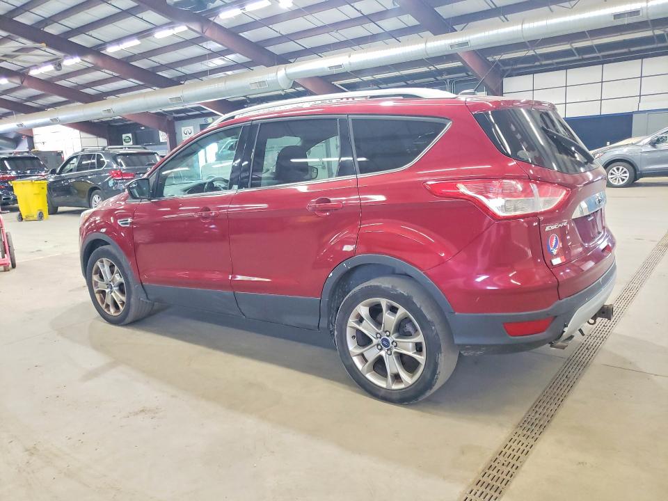 2014 Ford Escape VIN 1FMCU9J99EUE31466 COPART salvage auction — MINOR DENT/SCRATCHES, Salvage Title, sold $1,450 on 2026-07-24 (photo 2)
