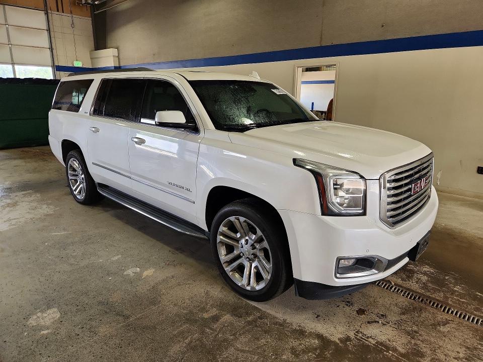 2018 Gmc Yukon xl VIN 1GKS2GKC4JR192995 COPART salvage auction — MECHANICAL, VA - CERTIFICATE OF TITLE, sold $7,800 on 2026-07-21 (photo 4)