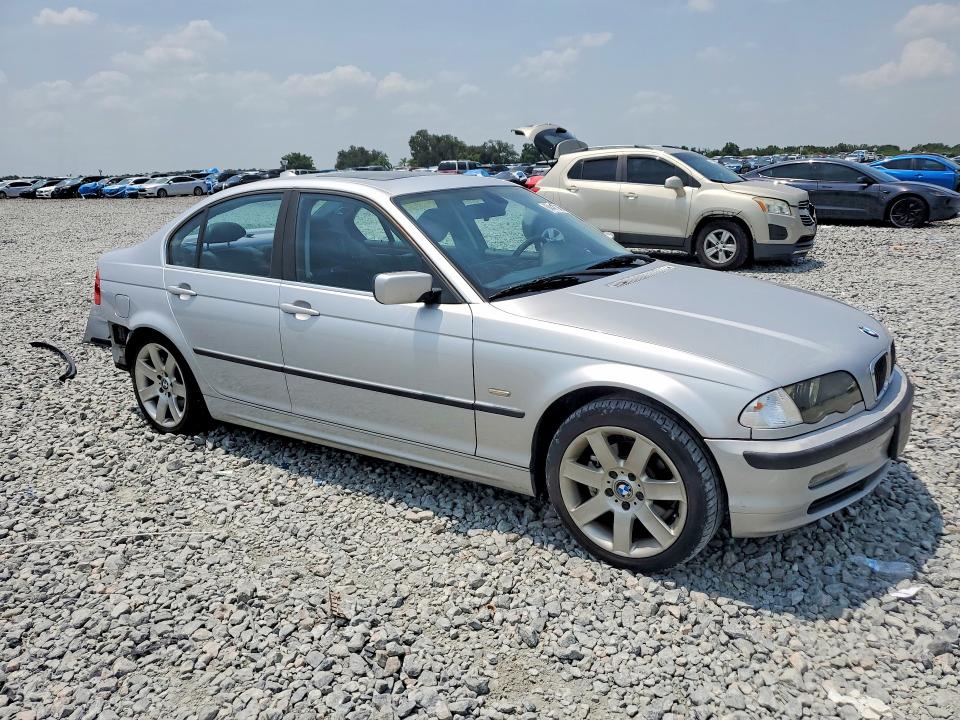 2000 BMW 3er VIN WBAAM5341YFR20004 COPART salvage auction — REAR END, Fl - Cert Of Title Slvg Rebuildable, sold $400 on 2026-07-31 (photo 4)