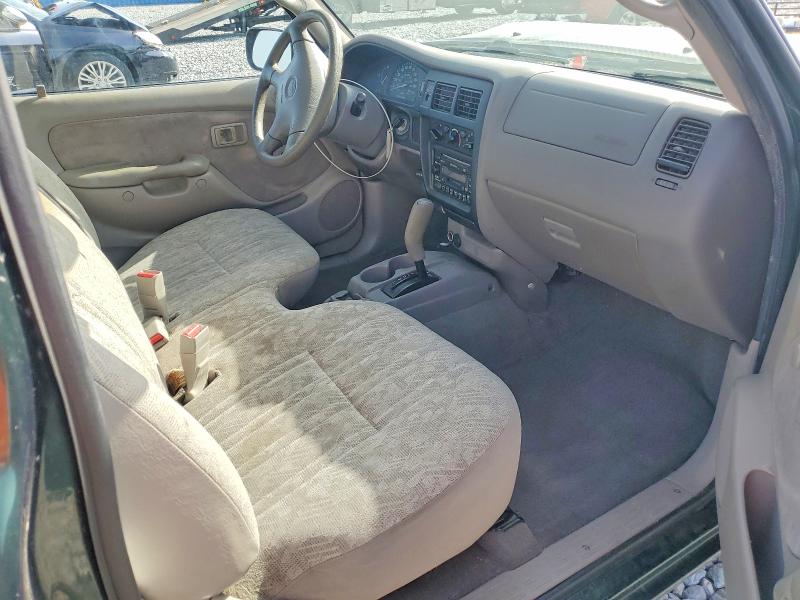 2002 Toyota Tacoma VIN 5TENL42N82Z144511 COPART salvage auction — FRONT END, Fl - Cert Of Title Slvg Rebuildable, sold $2,550 on 2026-07-31 (photo 8)