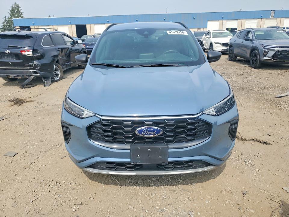 2023 Ford Escape VIN 1FMCU0MN8PUA08191 COPART salvage auction — FRONT END, MI - DEALER ONLY CLEAN TITLE, sold $8,300 on 2026-08-21 (photo 5)